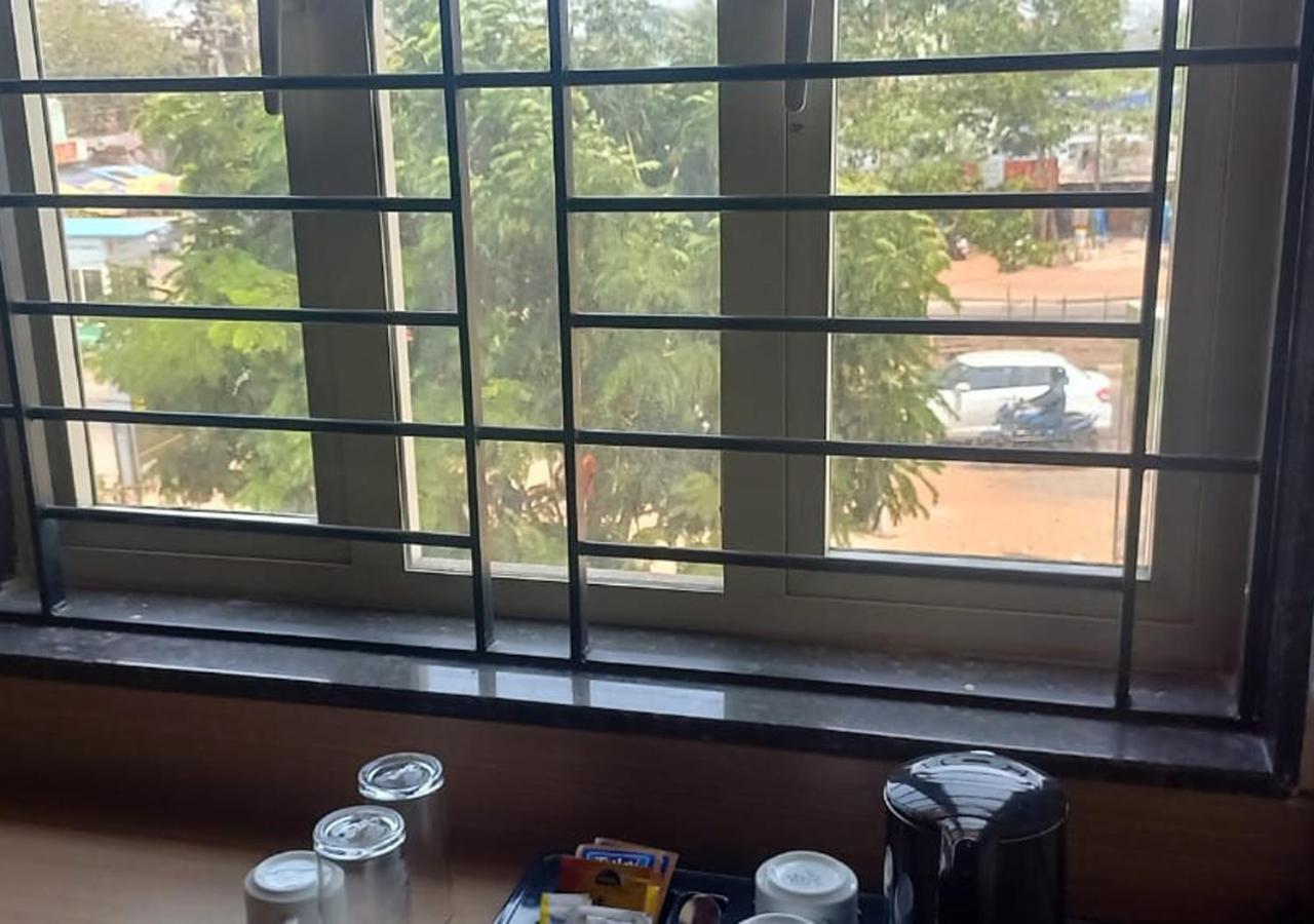 Hotel Mellow Mood Bhubaneswar Bagian luar foto