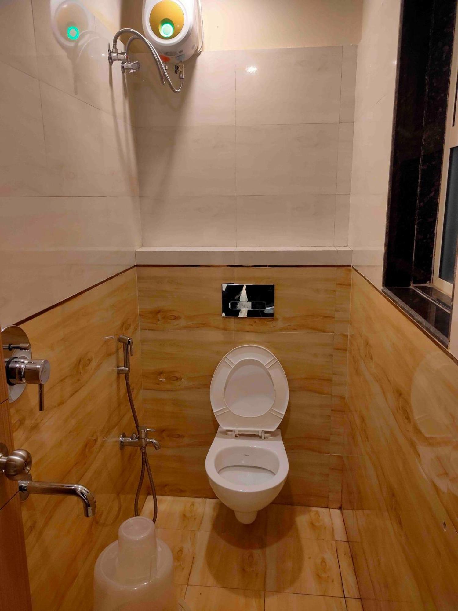 Hotel Mellow Mood Bhubaneswar Bagian luar foto